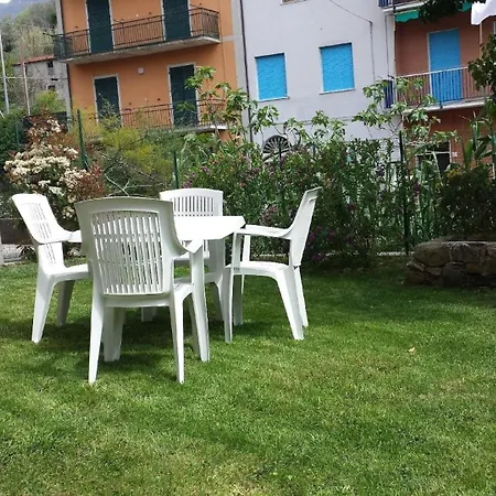 Apartamento In Mit Privatem Garten Moneglia